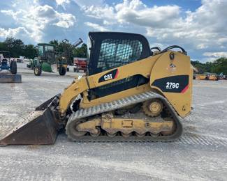 SKID STEER