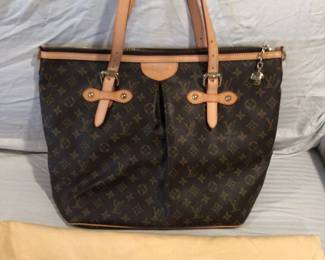 LV Handbag w/ dust bag 