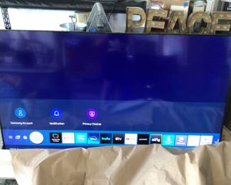Samsung 65” TV with remote 