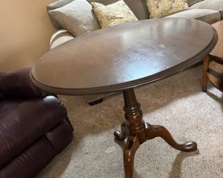 Round Side Table