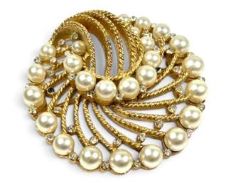 Trifari Brooch