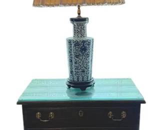 Wooden Side Table W Chinoiserie Lamp