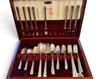 Holmes Edwards Inlaid Silverplate Set
