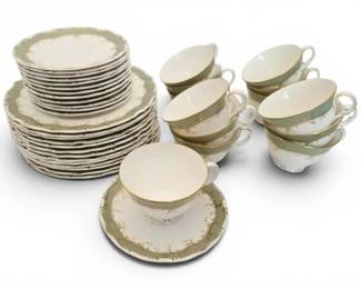 Royal Doulton Fountainebleau Bone China