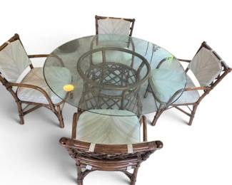 Ficks Wicker Rattan 54 Round Glasstop Table 4 Chairs
