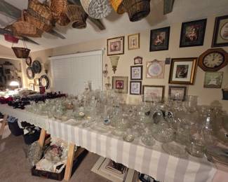 Baskets, various glassware and Star of David