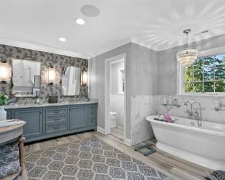 SOAKING TUB AND FIXTURES FOR SALE
