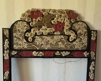 Vintage Chinese HandCarved Gilded Wood Mirror Frame second image