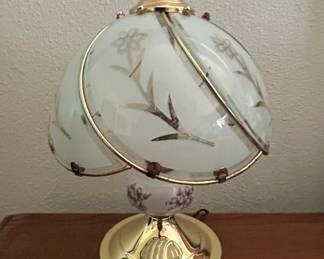 Vintage Hollywood Regency Style Floral Touch Lamp