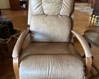 LaZBoy Harbor Town Leather Recliner second image