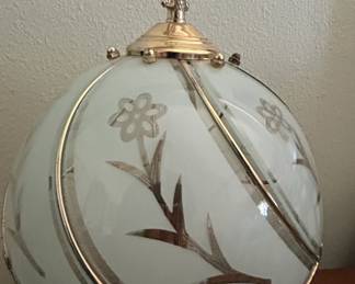 Vintage Hollywood Regency Style Floral Touch Lamp third image