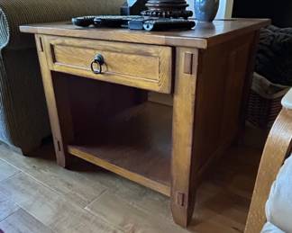 Mission Style Quarter Sawn Oak End Table with Drawer and Shelf