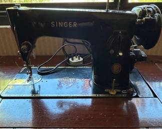 Vintage Singer K Sewing Machine in DropLeaf Cabinet