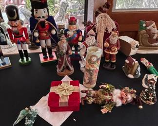 Vintage Christmas  Easter Holiday Figurine Collection Lot third image