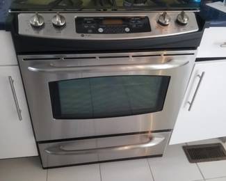 GE gas range. Possible oven issues - digital display not working