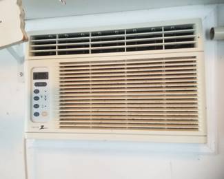 Window AC unit