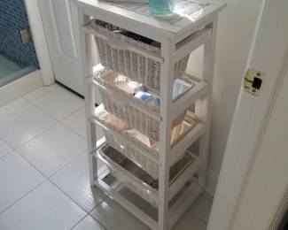 Toiletries tower