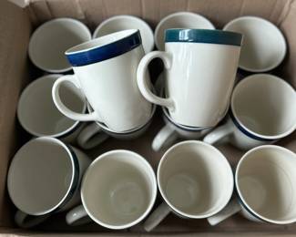 Gibson Housewares Coffee mugs