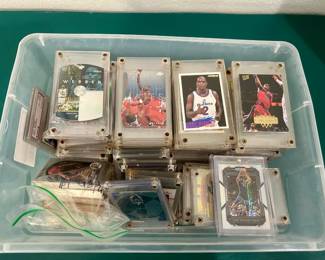Large collection of Chris Weber basketball cards. 102 cards.