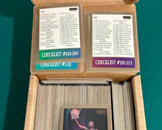 Set of 1990 Skybox Basketball cards