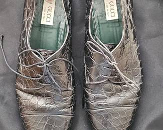 Vintage Gucci Black Crocodile Leather Oxford Shoes