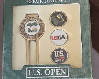 2008 U.S. Open Torrey Pines Divot Repair Tool and Ball Marker Set