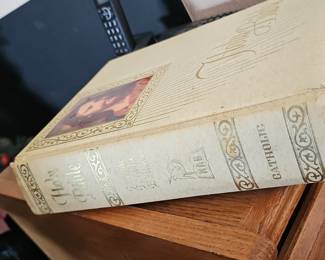 1971-1972 Catholic Heirloom Edition Holy Bible