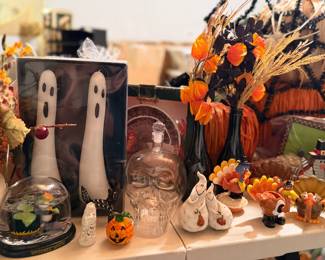 Halloween decor