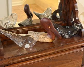 I’ll look at avian decor