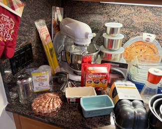 KitchenAid mixer and bakeware