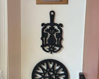Cast iron trivets