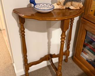 Hall table