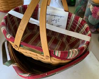 #108	Longaberger basket 2004 Longaberger set of 3 - 12x9x5 12x12x7	 $40.00 		