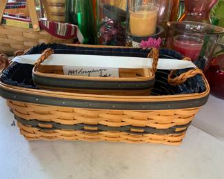 #109	Longaberger basket 1997 welcome home basket 15x9x6 renewal 19x5x5	 $30.00 			