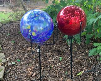 #231	2 Ten Inch Gazing Balls on Metal Stands 32"	 $30.00 			