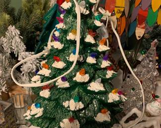 #156	ceramic Christmas tree with lights with music box 15 tall no star 	 $100.00 			