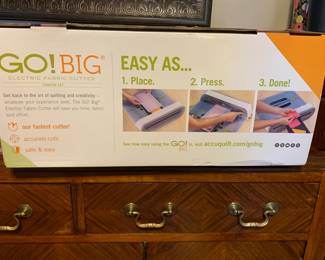 #097	accurate cut go big easy cut machine in box 	 $600.00 			