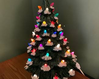 #156	ceramic Christmas tree with lights with music box 15 tall no star 	 $100.00 			