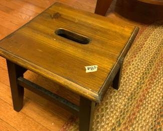 #080	hand carry stool 12x12	 $25.00 