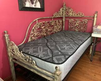 #035	iron corner day bed with trundle and mattress 40wx77lx62h	 $500.00 			