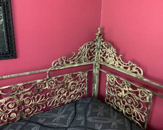 #035	iron corner day bed with trundle and mattress 40wx77lx62h	 $500.00 			