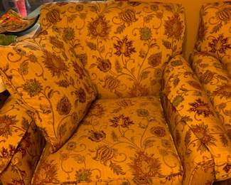 #069	basset chair with pillow  	 $75.00 			