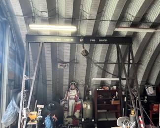 Engine hoist