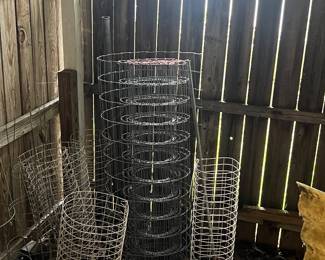 Wire fencing
