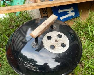 Charcoal grill