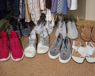 Womens 9 and 9.5 shoes