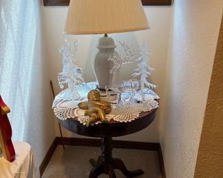 Barrel table, Table lamps, Glass Trees