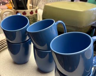 Blue coffee mugs