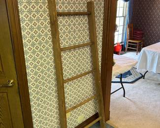Blanket ladder