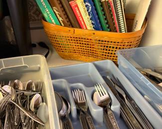 Silverware sets, Cookbooks